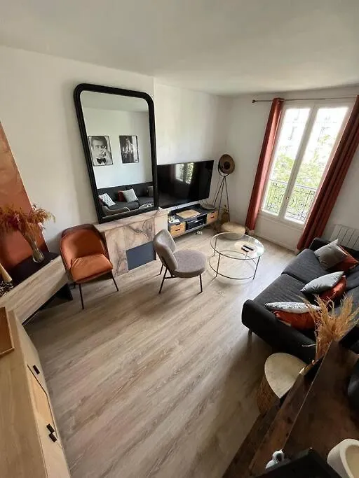 Nice Flat Paris 16 Near To Eiffel Tower France